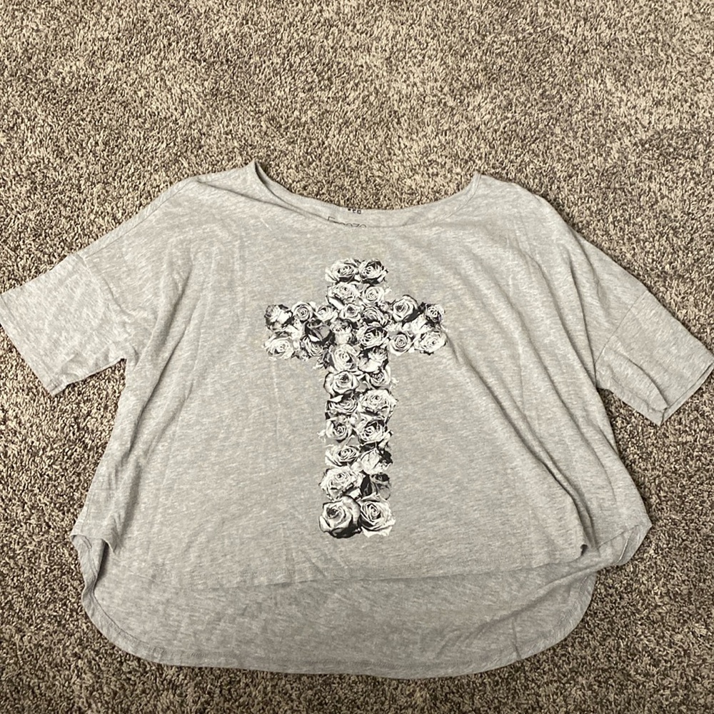 FREEZE Floral cross grey flowy top